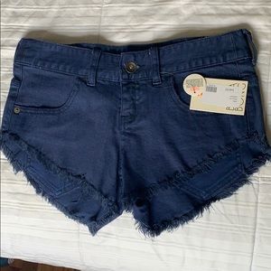 Billabong Navy Shorts NWT